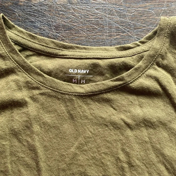 NWOT Old Navy Tank - Picture 2 of 3